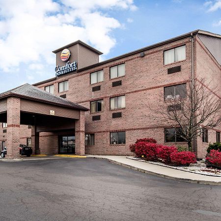 Comfort Inn & Suites Streetsboro - Kent Экстерьер фото