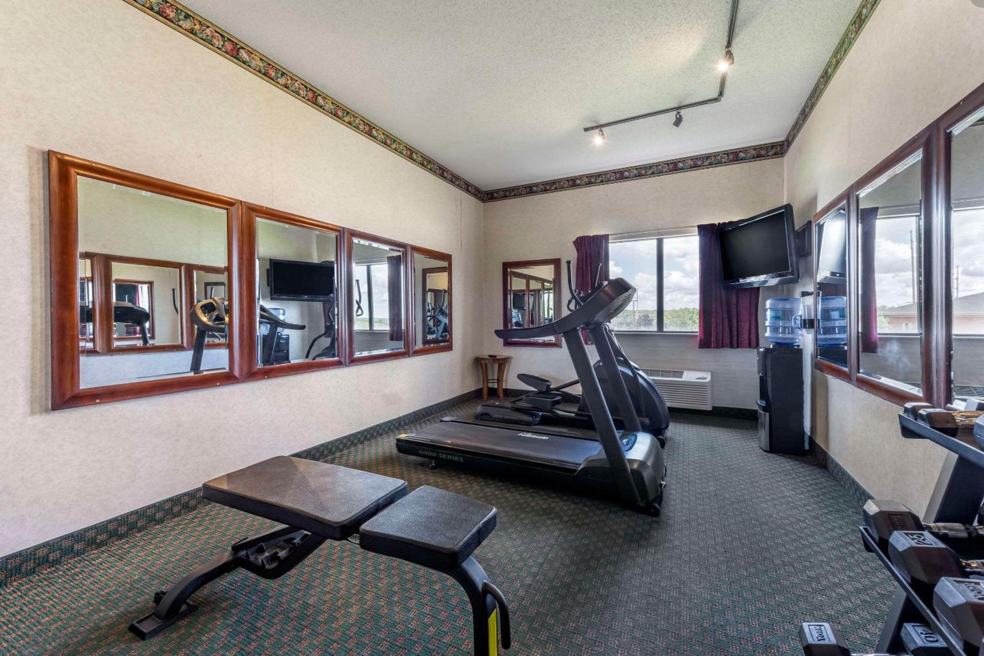 Comfort Inn & Suites Streetsboro - Kent Экстерьер фото