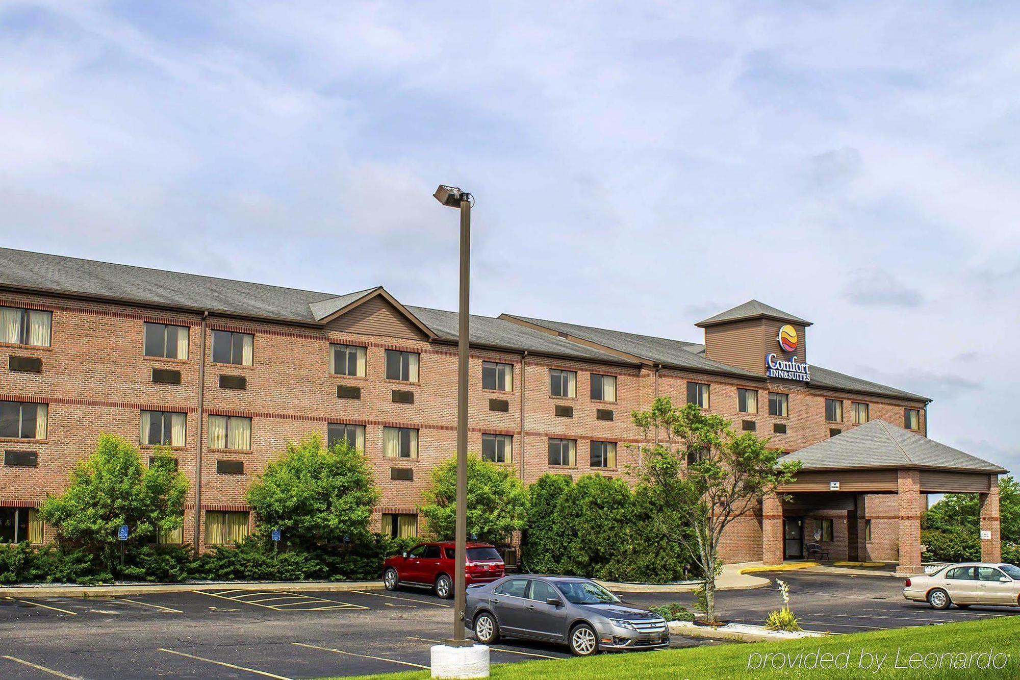 Comfort Inn & Suites Streetsboro - Kent Экстерьер фото