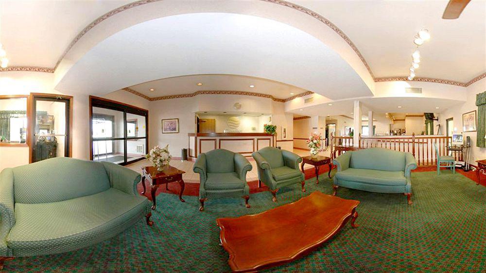 Comfort Inn & Suites Streetsboro - Kent Экстерьер фото